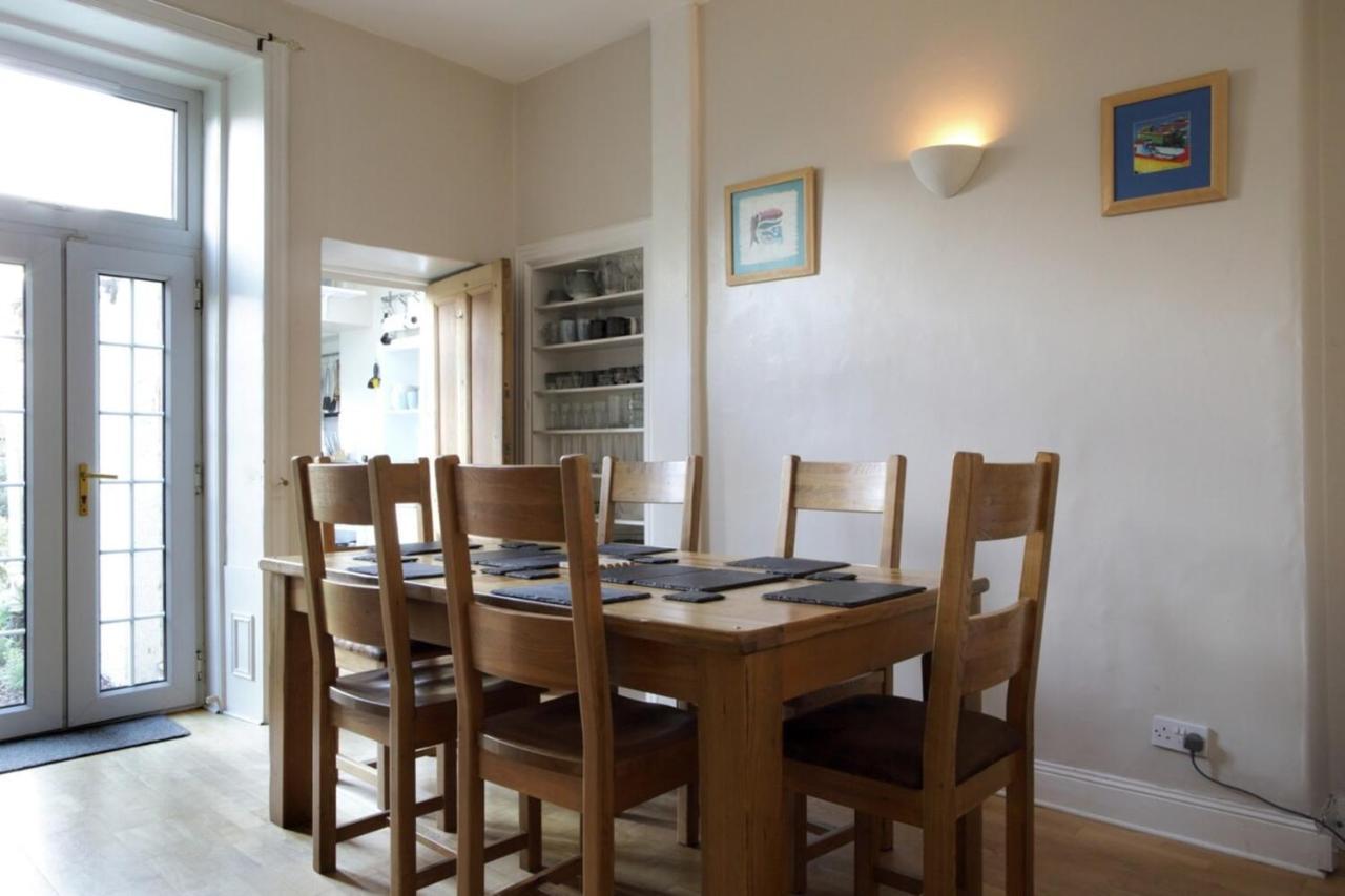 Central And Spacious 2 Bedroom Flat With Garden Edinburgh Luaran gambar
